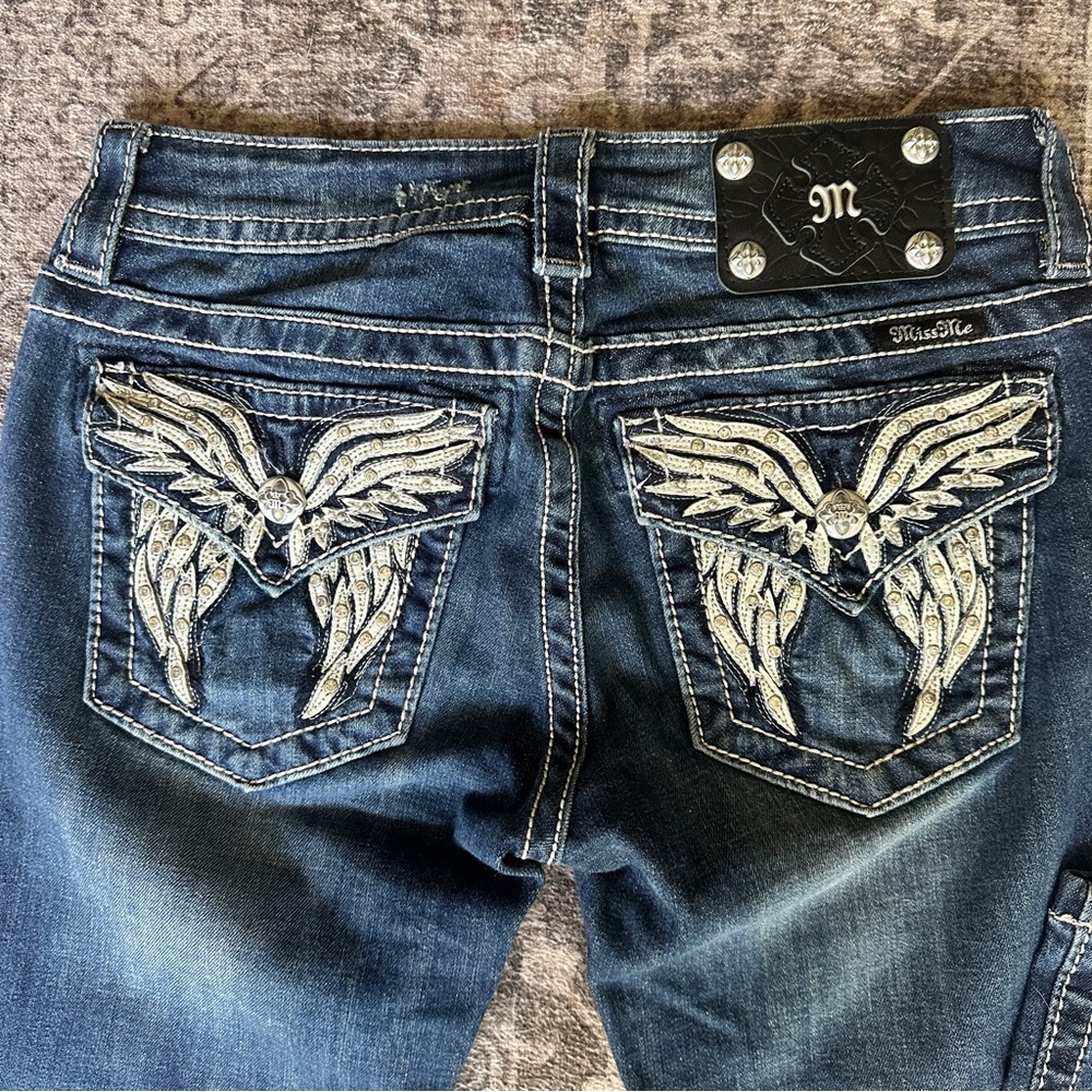 Miss Me Bootcut Jeans Sz 27 Embroidered Blinged Wings Hard to Find! EUC